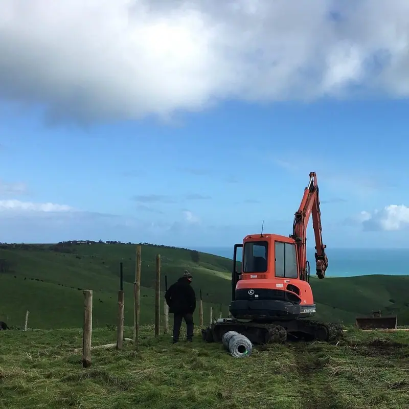 ROO-PROOF FENCE